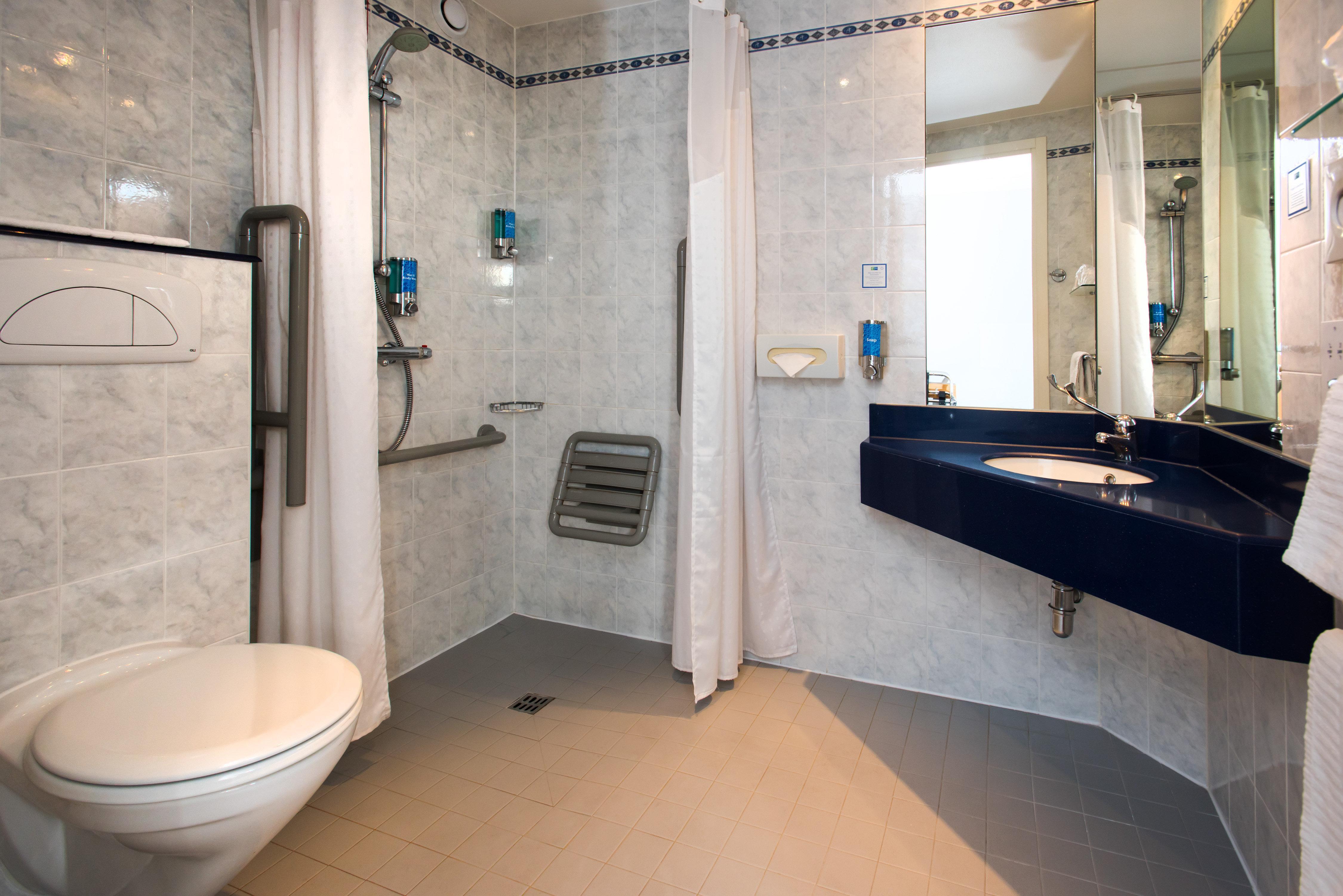 Holiday Inn Express Swansea East By Ihg מראה חיצוני תמונה