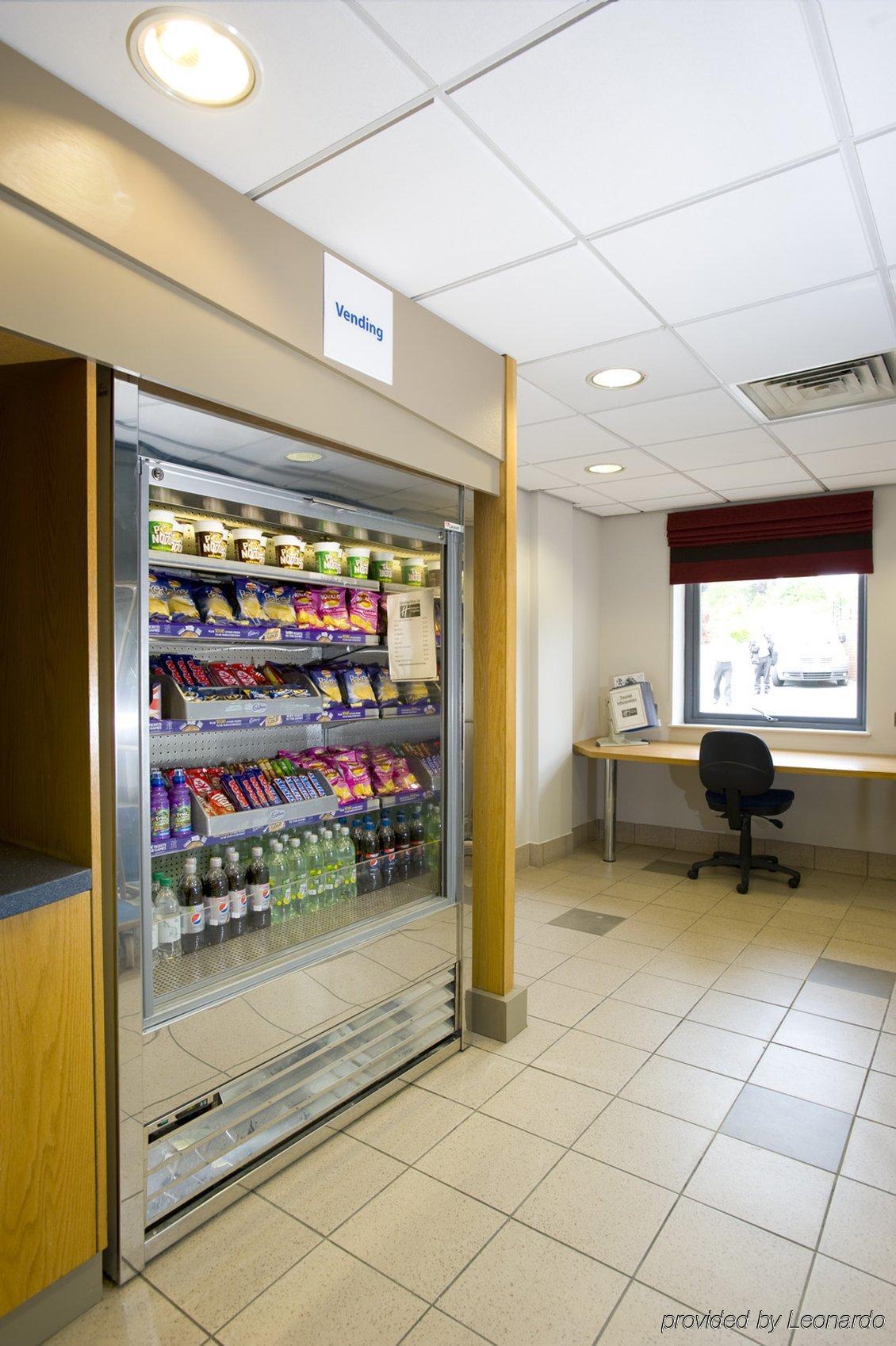 Holiday Inn Express Swansea East By Ihg מראה חיצוני תמונה