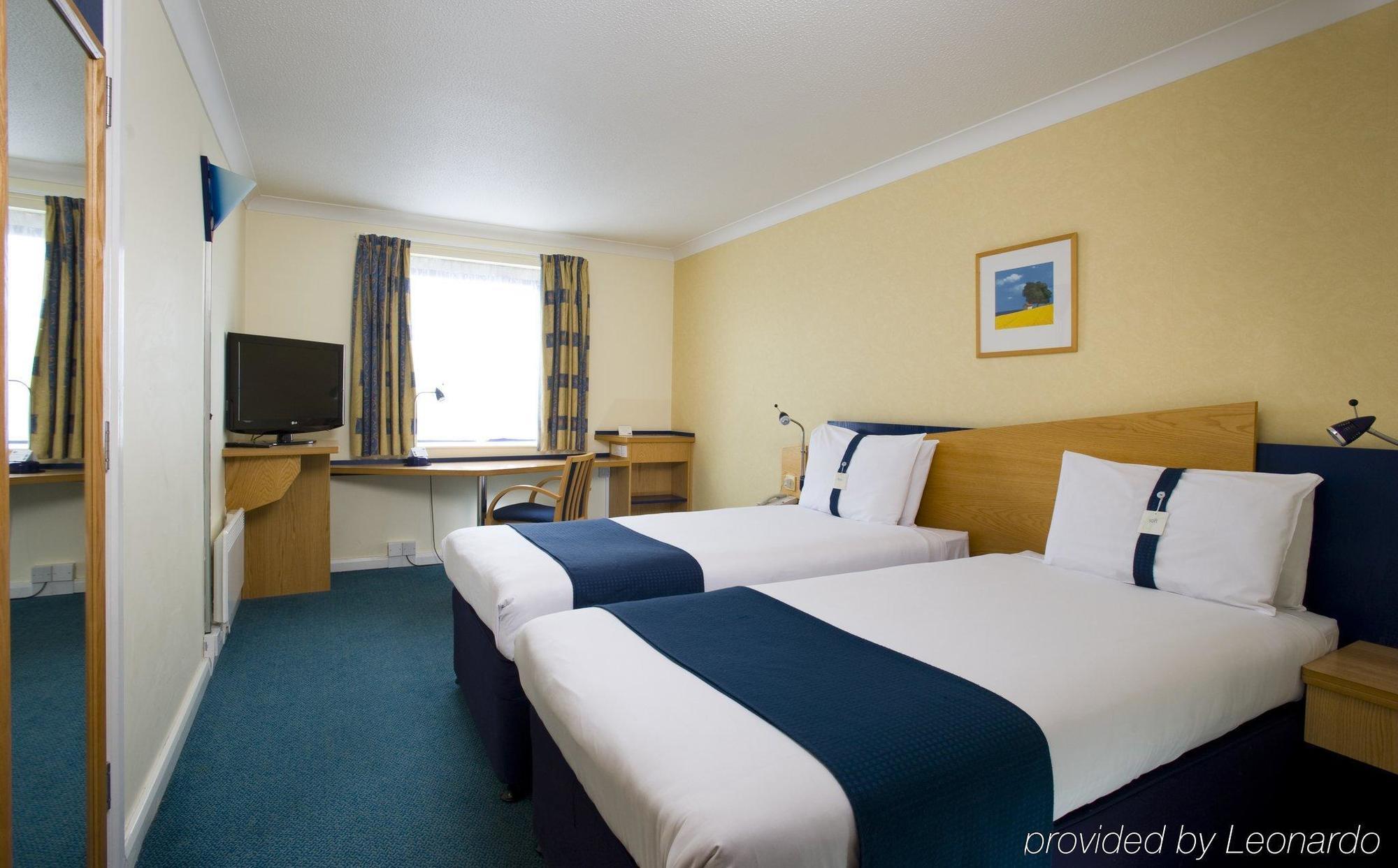 Holiday Inn Express Swansea East By Ihg מראה חיצוני תמונה